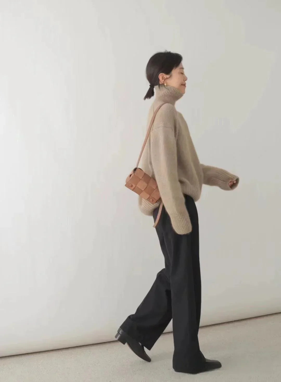 Lena Turtleneck Sweater - Asvori Melbourne