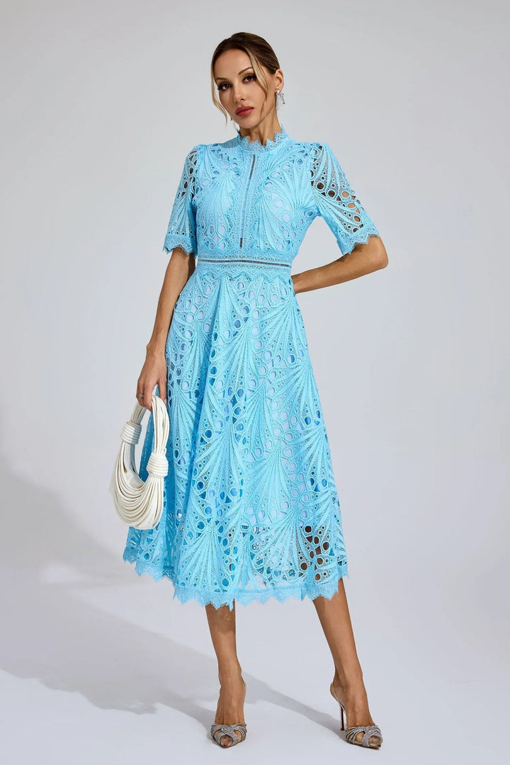 Vorelle Casual Flower Embroidery Short Sleeve Dress